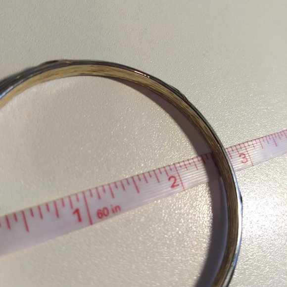 3/$25 vintage 80s 'gold' cream black enamel bangle set EUC - Picture 10 of 11